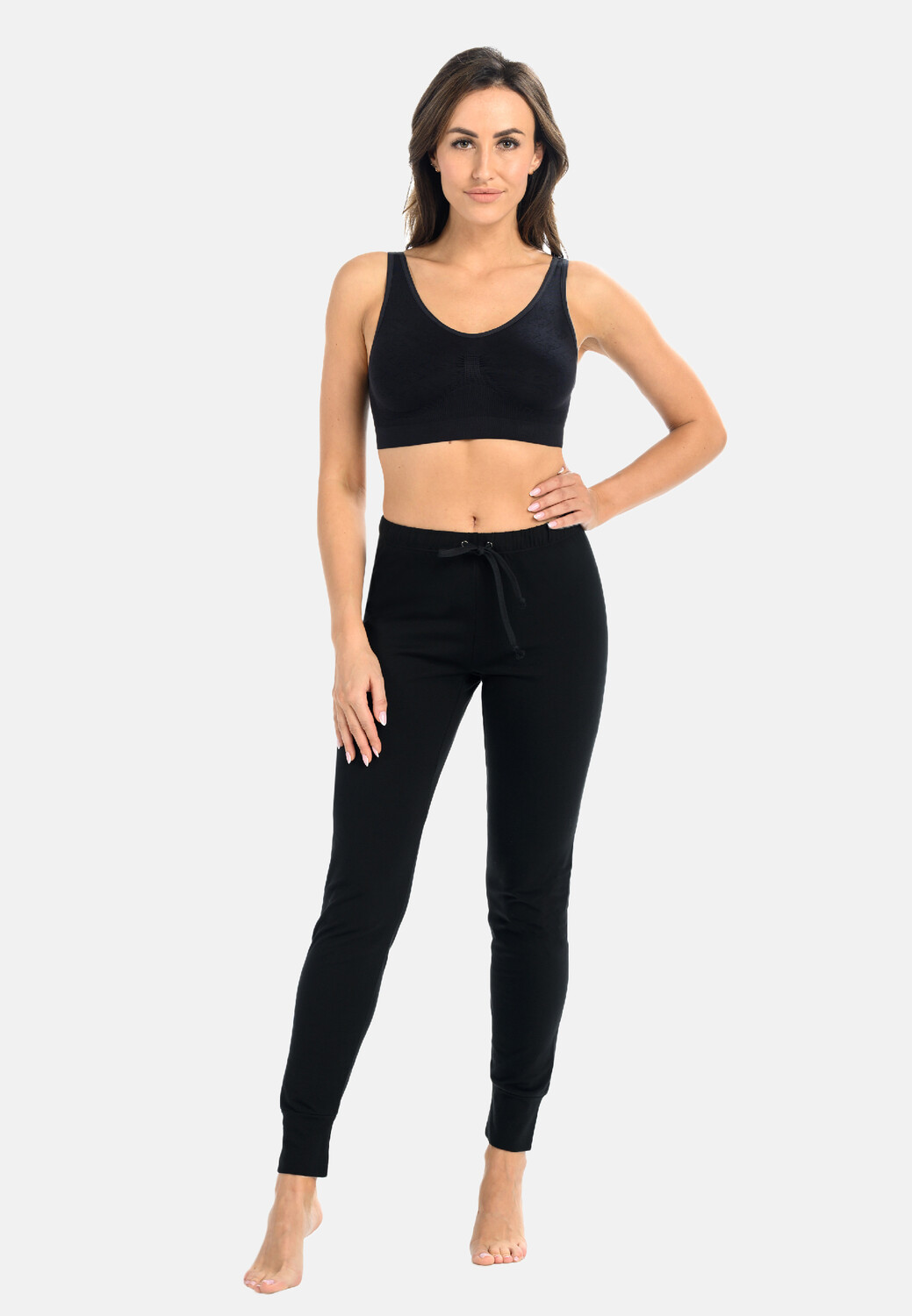 

Брюки Teyli Klassische Damen Sweatpants Ava, черный