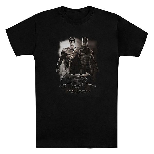 

Футболка Batman v Superman Dawn взрослая удлиненная Licensed Character