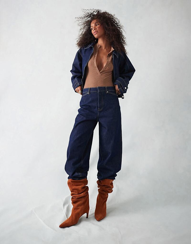 

Узкие джинсы-бочонки ASOS DESIGN, выстиранные после стирки