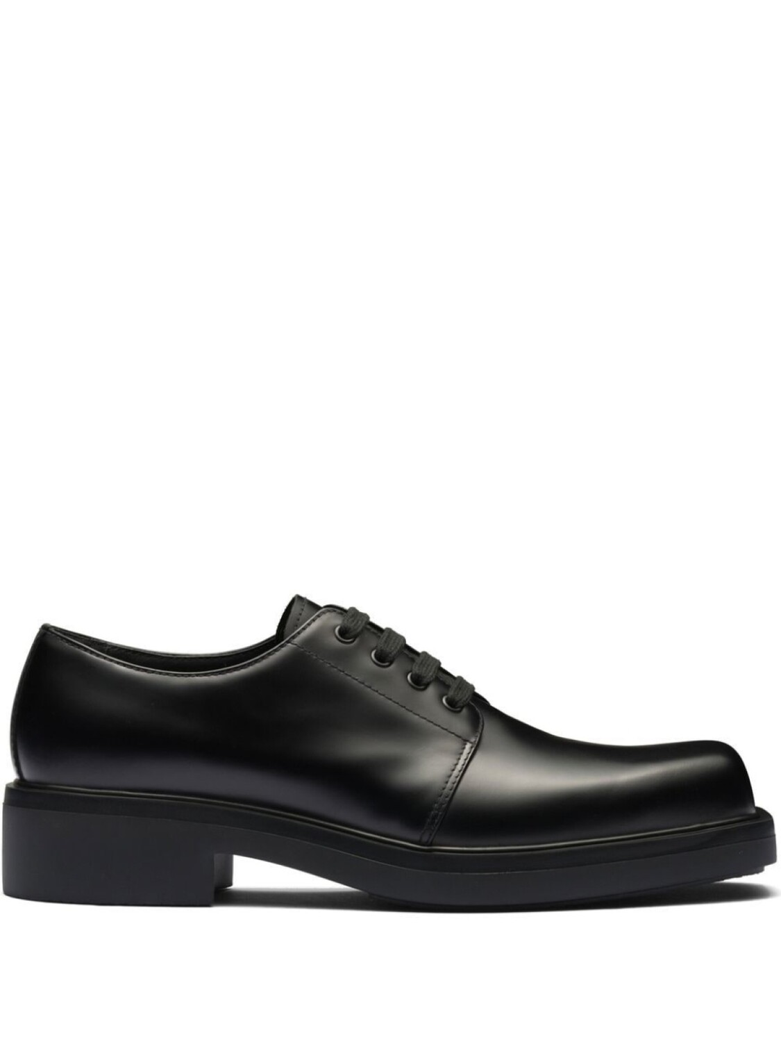 

Prada туфли дерби, черный