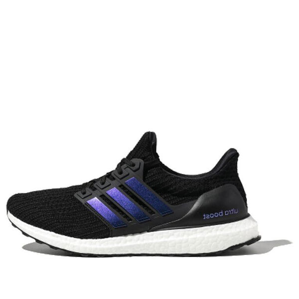 

Кроссовки ультрабуст Adidas, черный