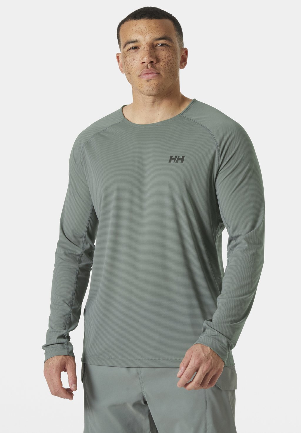 

Лонгслив TRAIL Helly Hansen, темно-серый