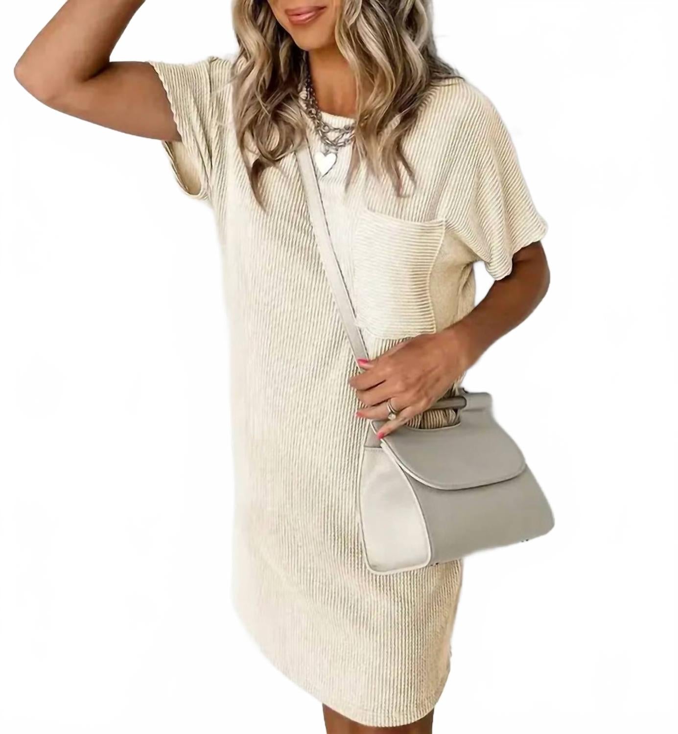 

Повседневное платье-футболка в абрикосовом цвете Lovesoft, Apricot