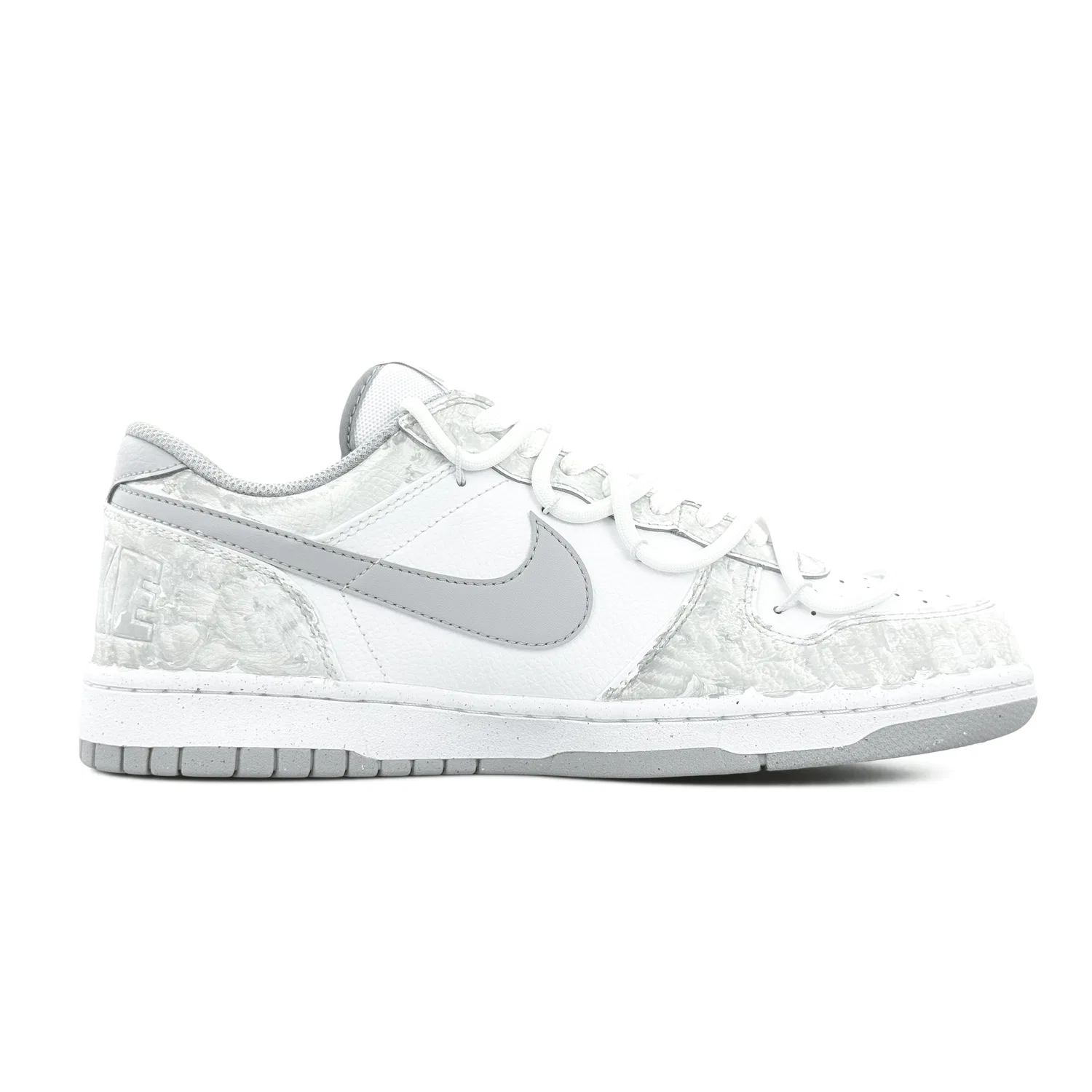 Кроссовки для скейтбординга Nike Big Low белые с золотым узором — фото 4