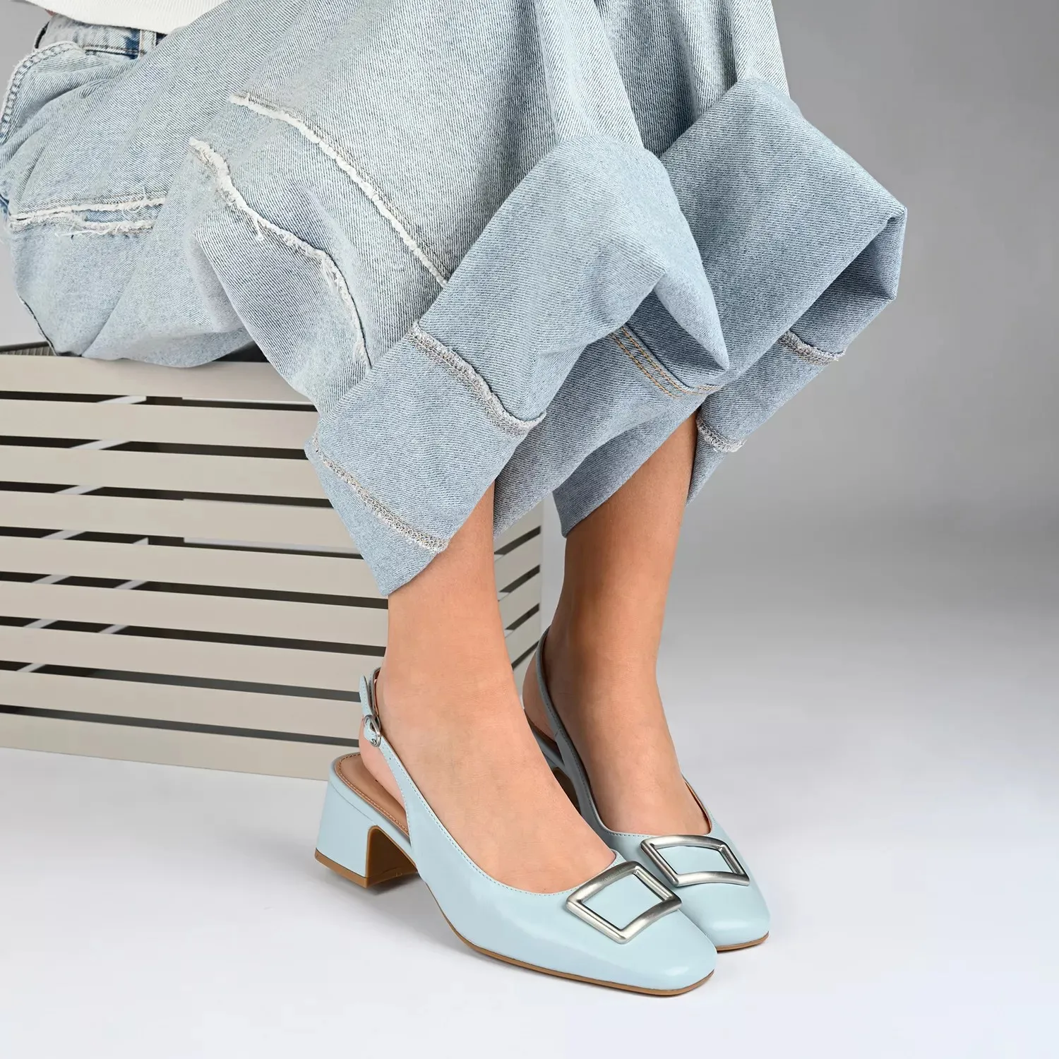 Journee Collection Туфли-лодочки Everlee Pump из коллекции Journee, серые — фото 4