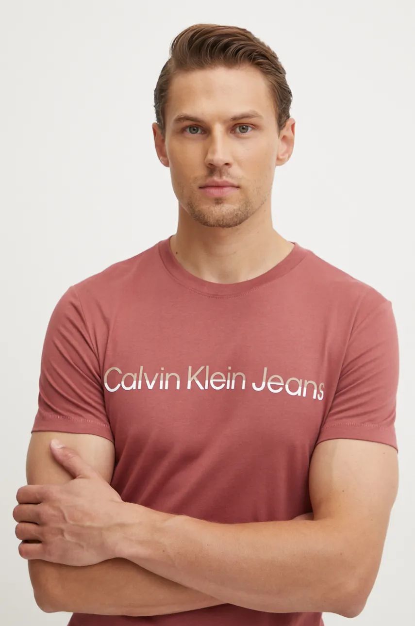 

Хлопковая футболка Calvin Klein Jeans, гранатовый