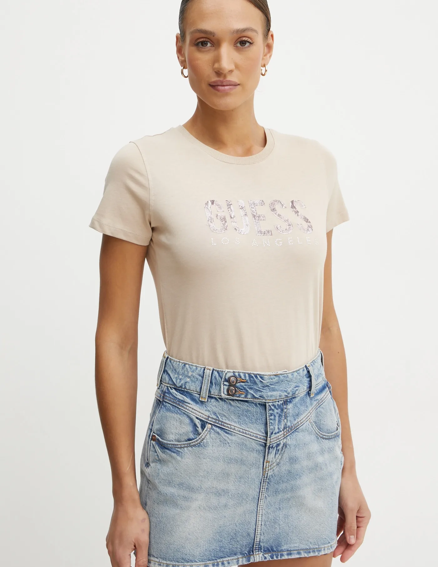 

Футболка Guess, бежевый