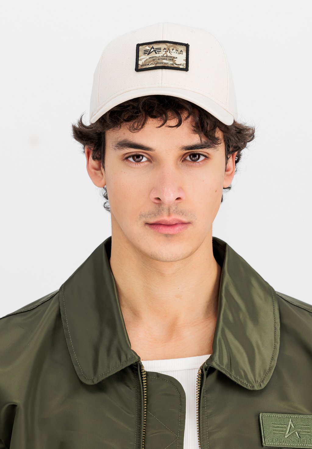 

Бейсболка HEADWEAR CREW CAMO Alpha Industries, белый