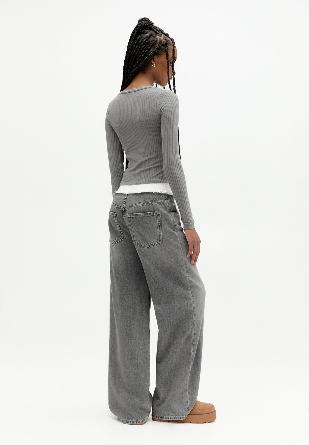 

Топ с длинными рукавами STAR PULL&BEAR, серый