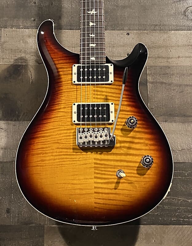 

Электрогитара PRS CE24 Tri-Color Sunburst