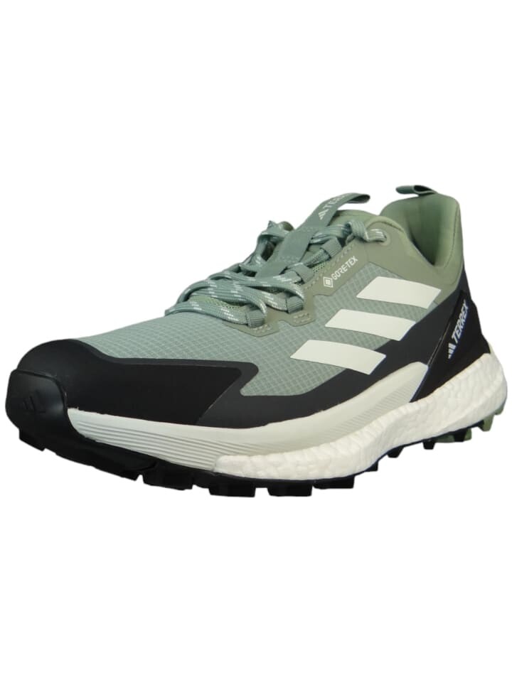 

Походная и треккинговая обувь adidas Performance
