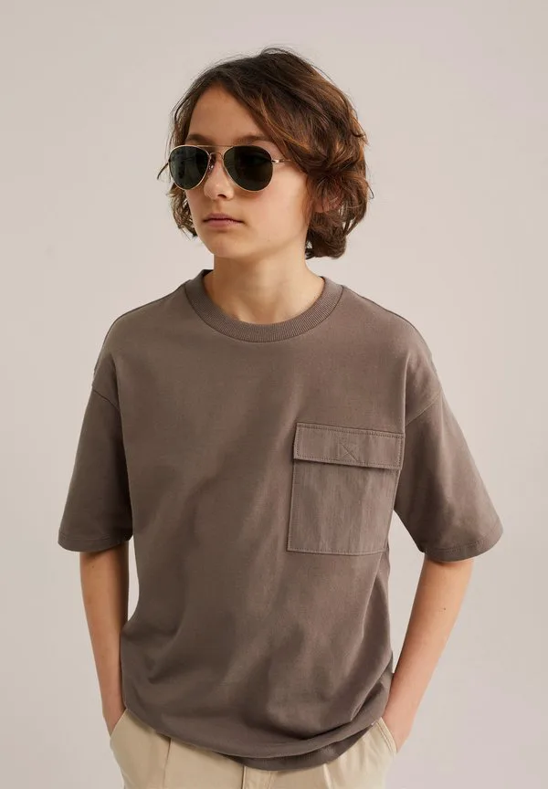 Простая футболка We Fashion, Taupe — фото 2