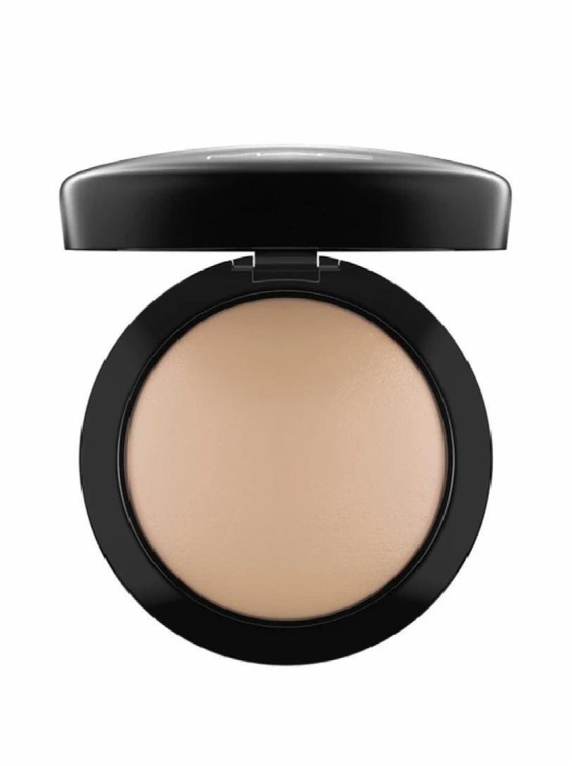 

Пудра компактная Mineralize Skinfinish Natural, оттенок Medium Dark MAC
