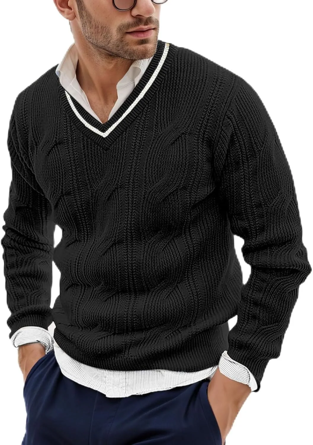 

Мужской свитер с V-образным вырезом и узором "коса"