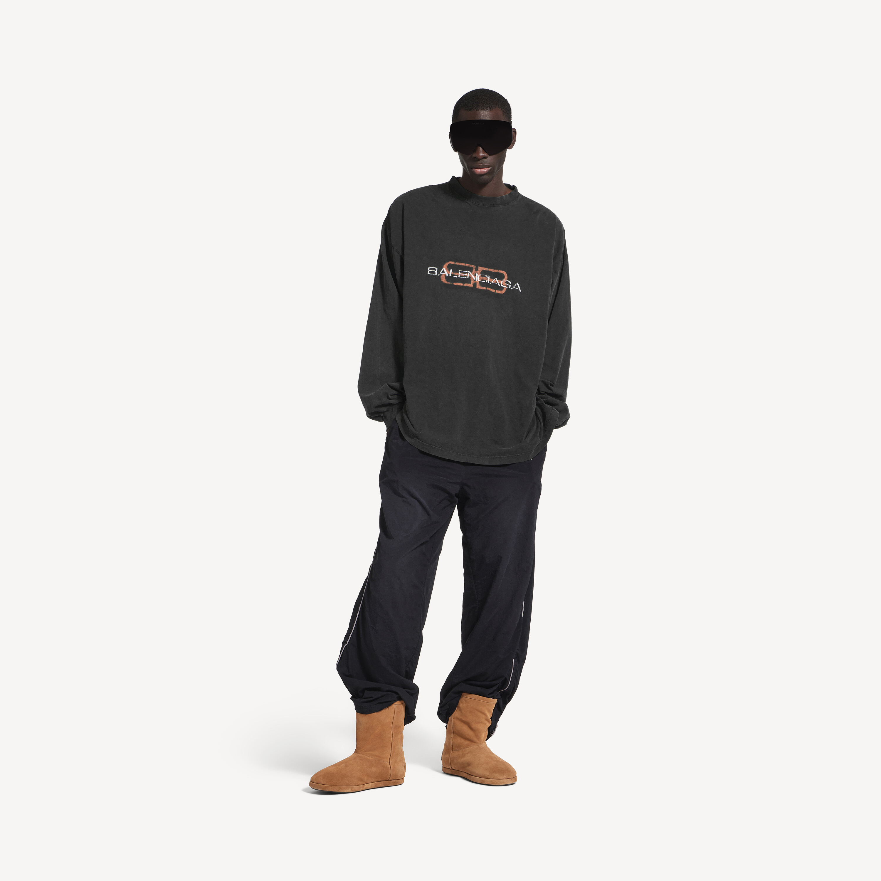 

Мужская футболка с длинным рукавом bb icon stencil свободного кроя, выцветшая черная BALENCIAGA, выцветший черный