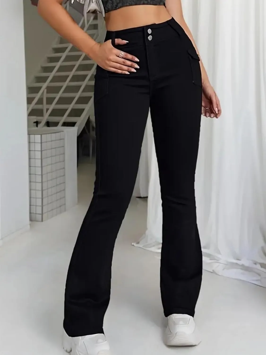 Джинсы для женщин Black Hip-Lifting и Tummy, mid-Rise, Stretch Denim, черные расклешенные — фото 2