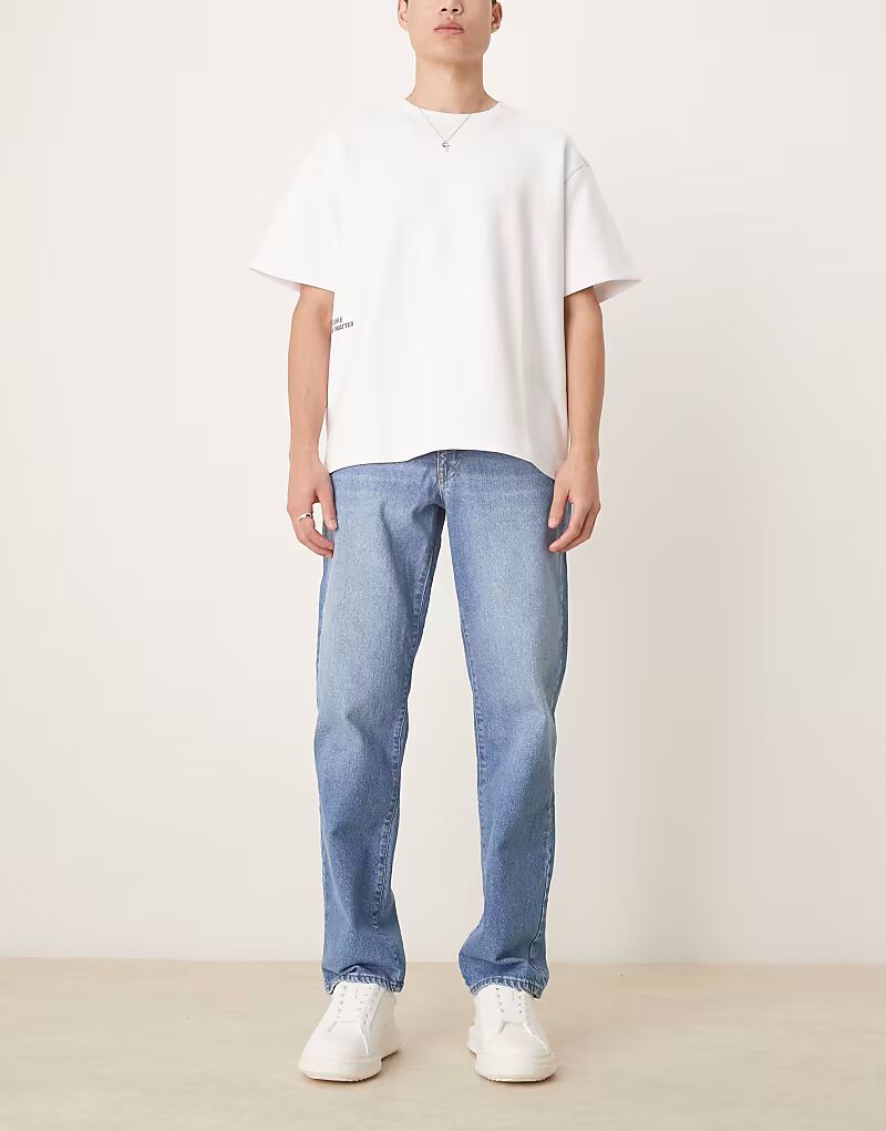 

Прямые джинсы ASOS DESIGN светло-голубого цвета
