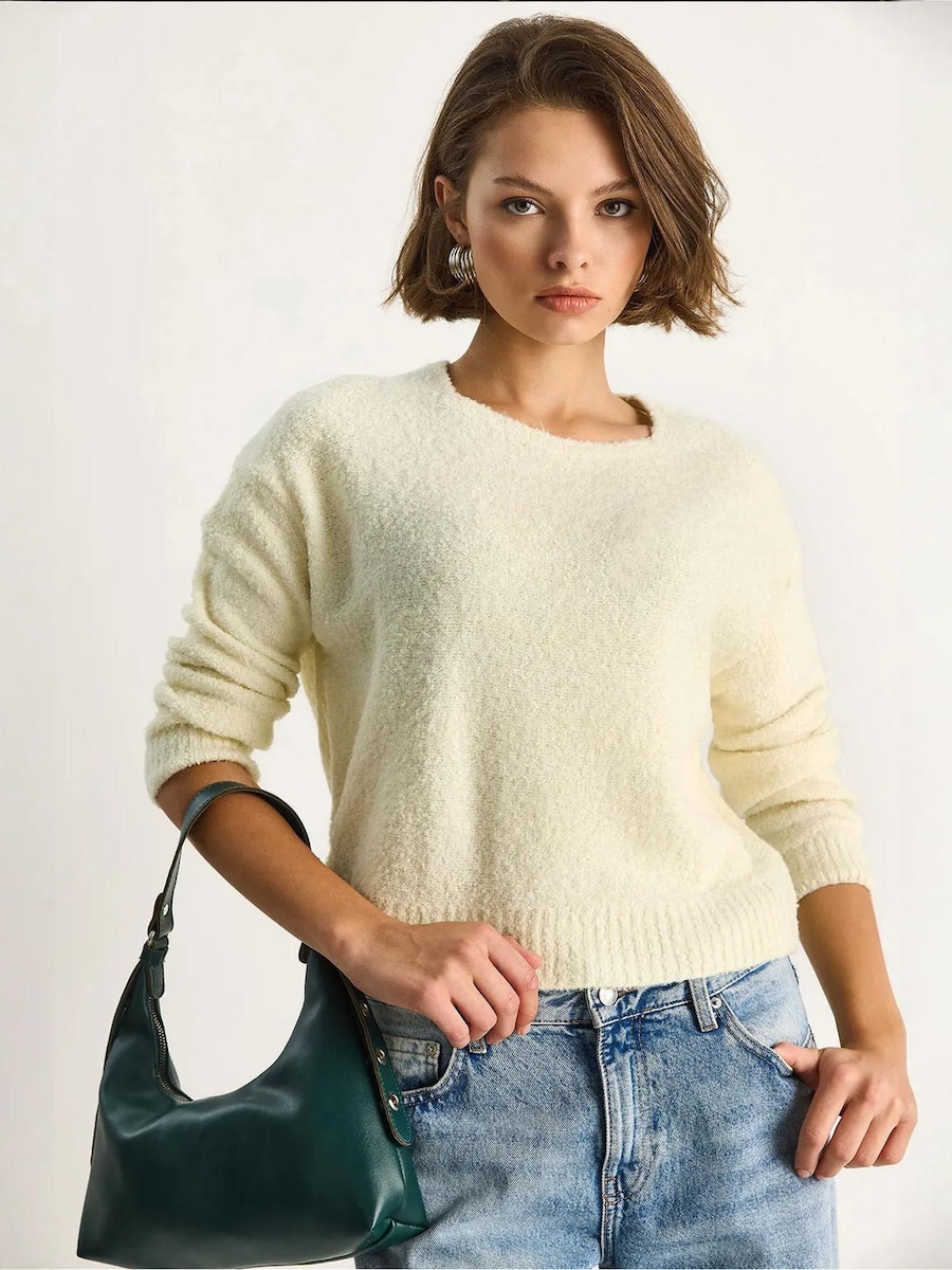 

Свитер Bianco Lucci, экрю