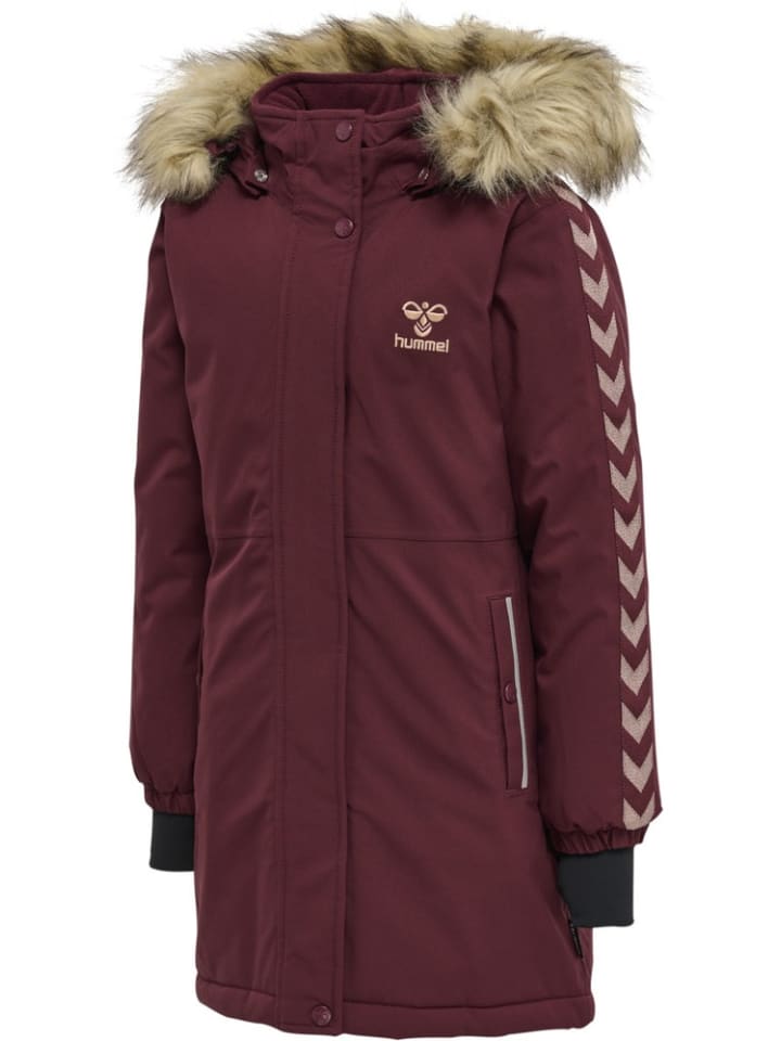 

Детская зимняя куртка красного цвета Hummel