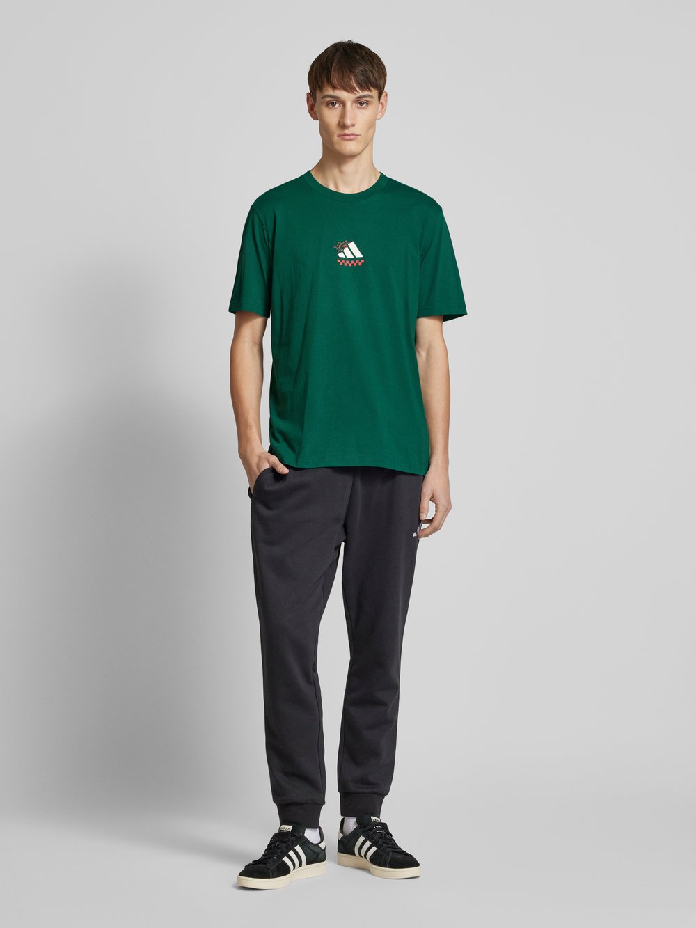 

Футболка с этикеткой ADIDAS SPORTSWEAR, темно-зеленый