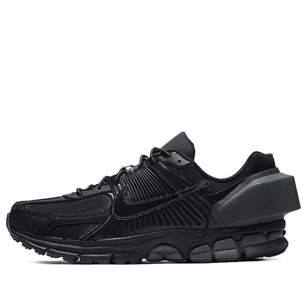 

Массивные кроссовки холодная стена* x air zoom vomero 5 Nike, черный