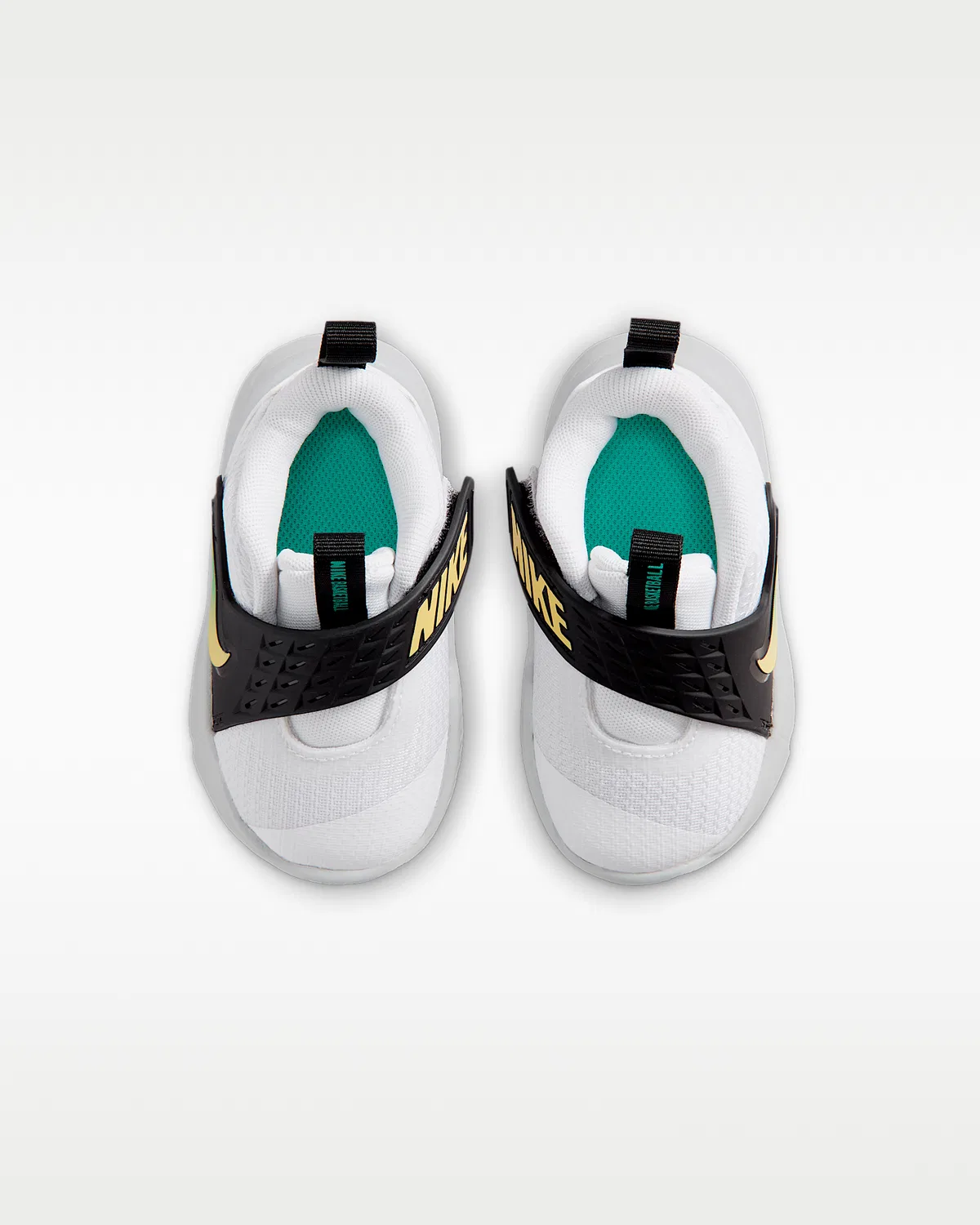 Детские кроссовки Nike Team Hustle D 12, White/Black/Clear Emerald/Topaz Gold — фото 4