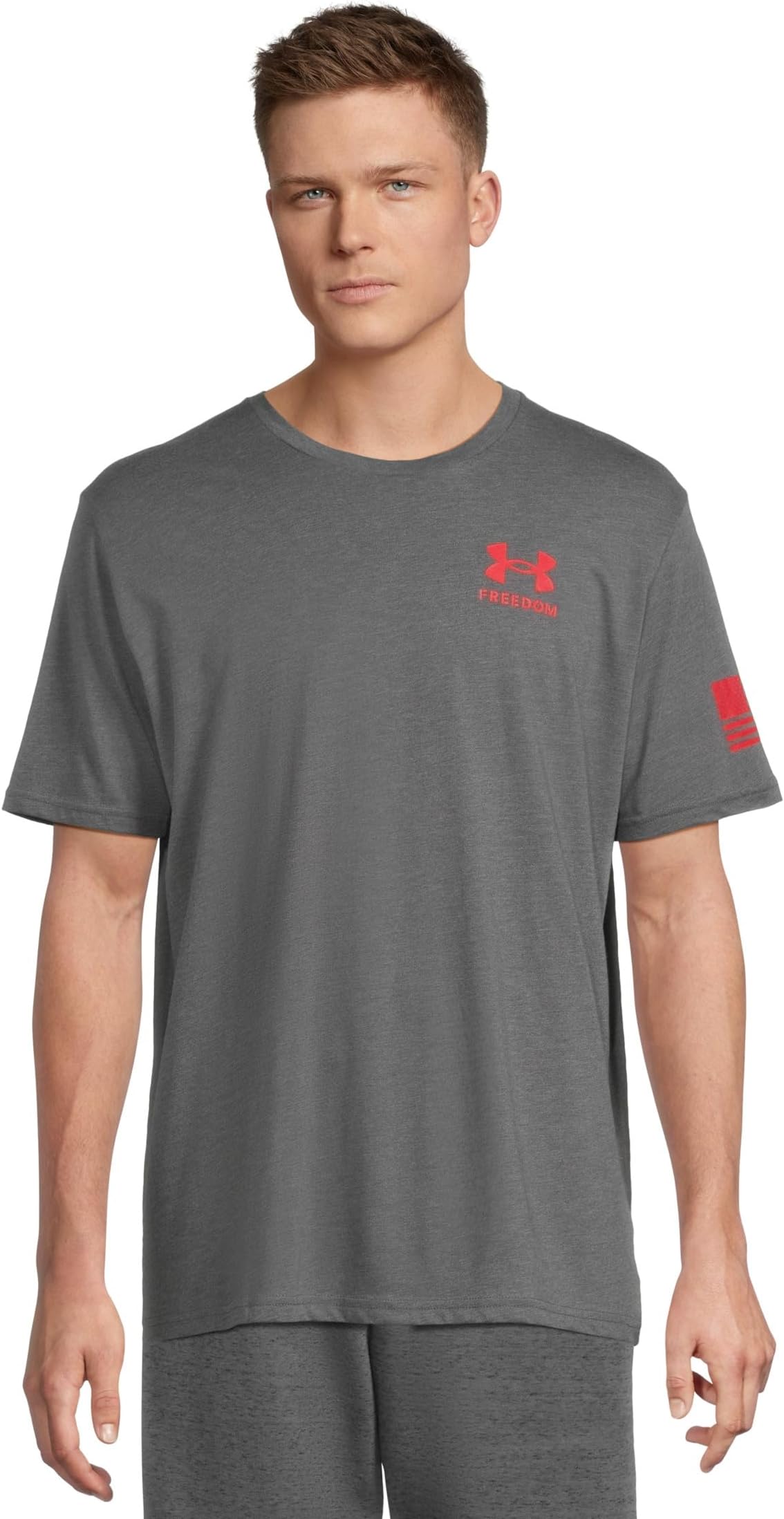 

Футболка Under Armour New Freedom Flag T-Shirt, цвет Charcoal Medium Heather/Red
