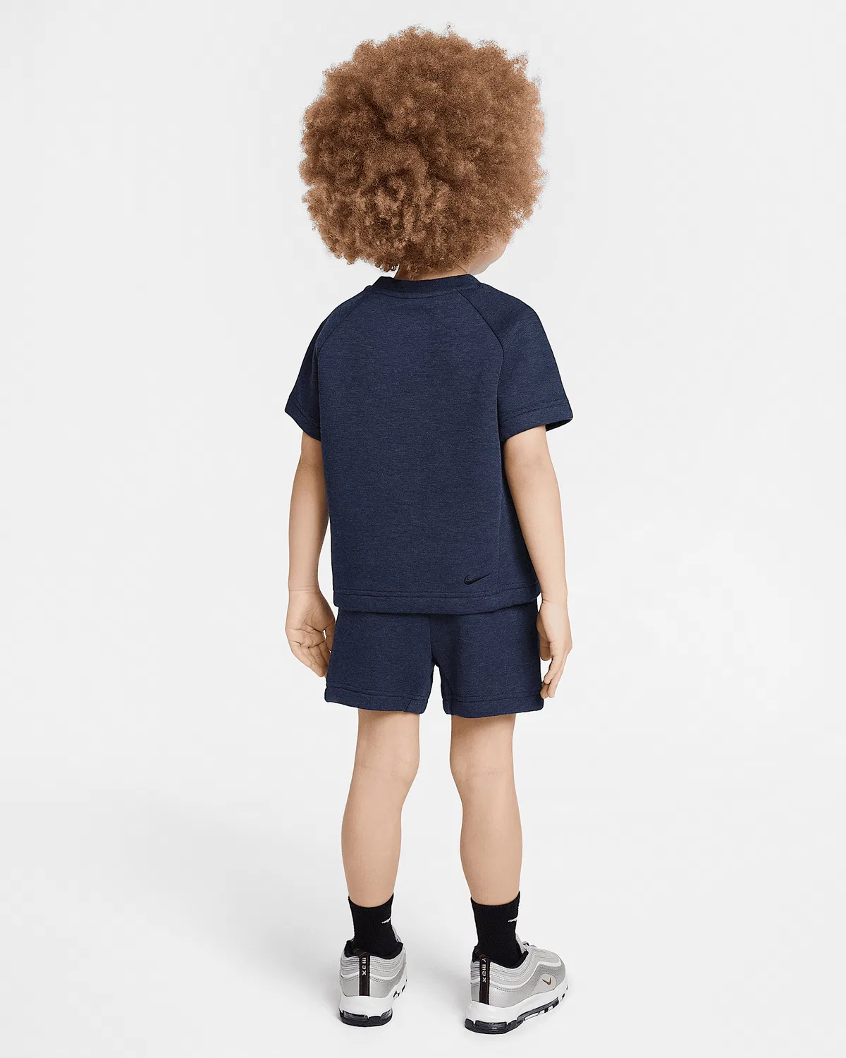 Детский комплект Tech Fleece из футболки и шорт Nike, Obsidian Heather — фото 2
