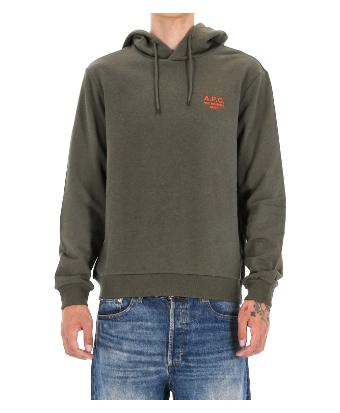 

Зеленый пуловер с вышивкой, улица Мадам Париж. A.P.C., зеленый