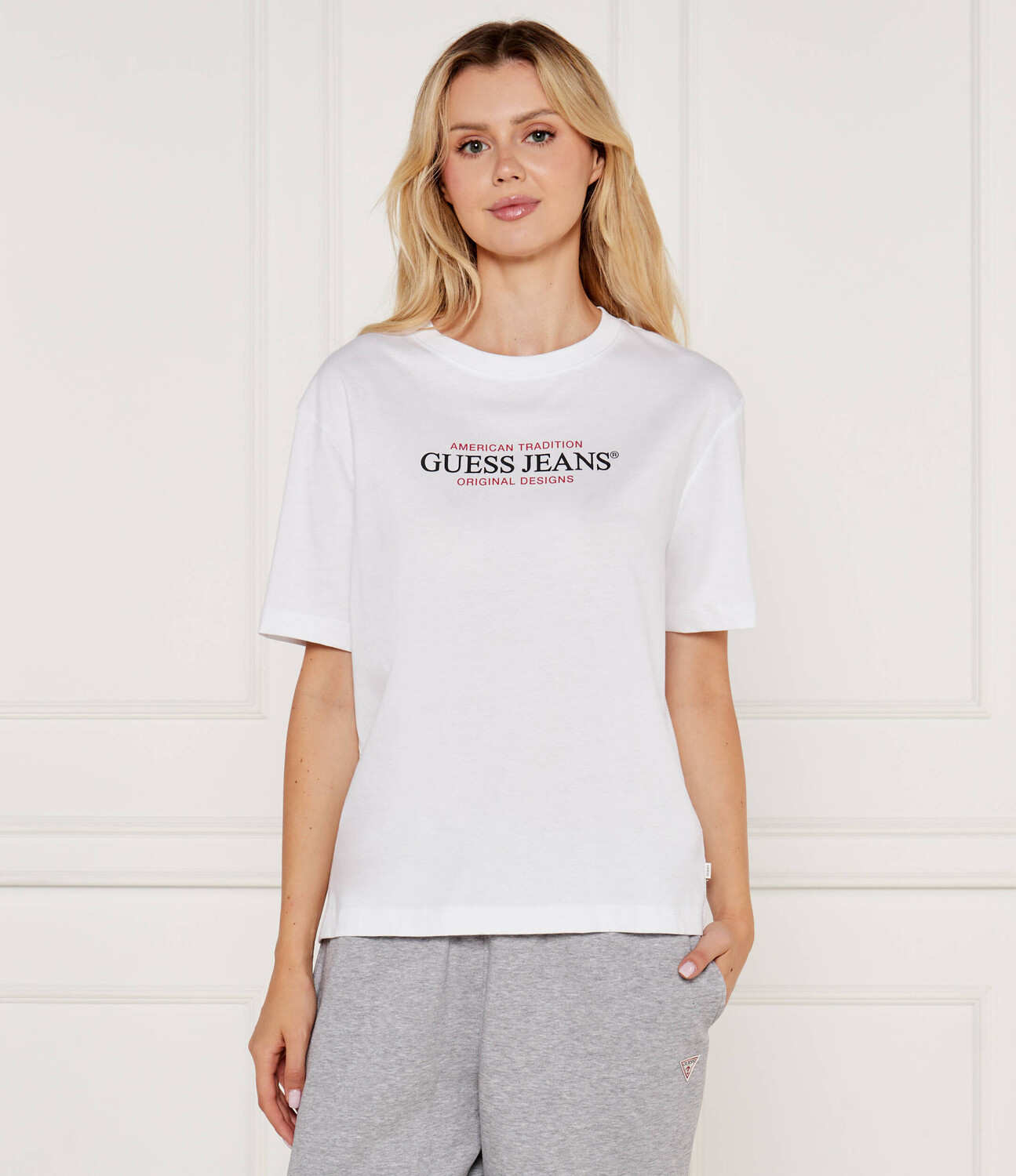 

Футболка Guess Jeans Oversize fit, белый