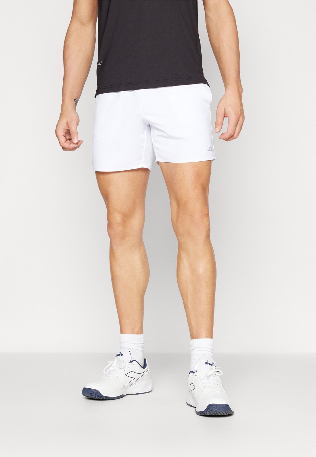 

Спортивные шорты PRESTON SHORTS J.LINDEBERG Sports, белый