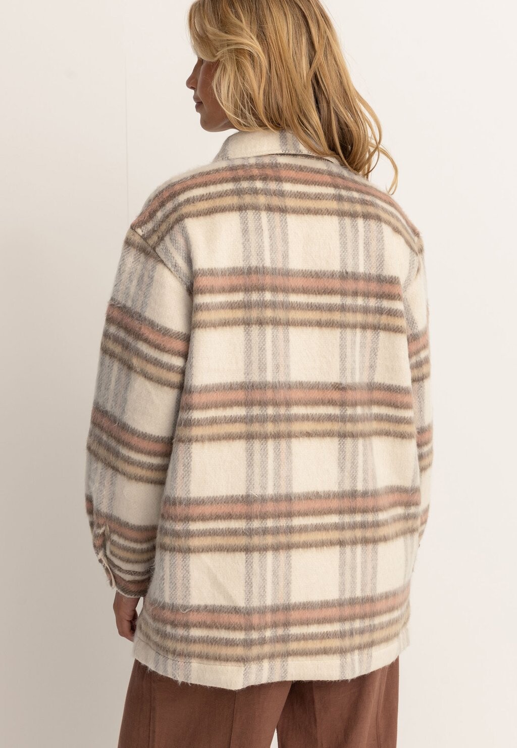 

Короткое пальто LONG CHECK SHACKET Rhythm, бежевый