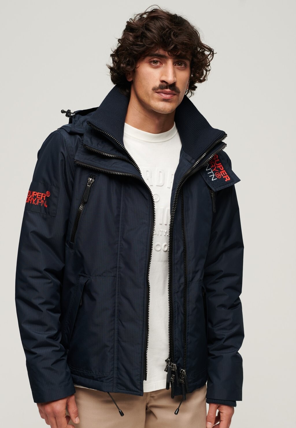 

Зимняя куртка HOODED MOUNTAIN Superdry, синий