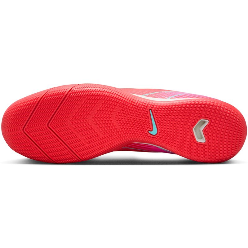 Футбольные бутсы для игры в хард Zoom Vapor 16 Academy IC Nike, мультиколор — фото 2