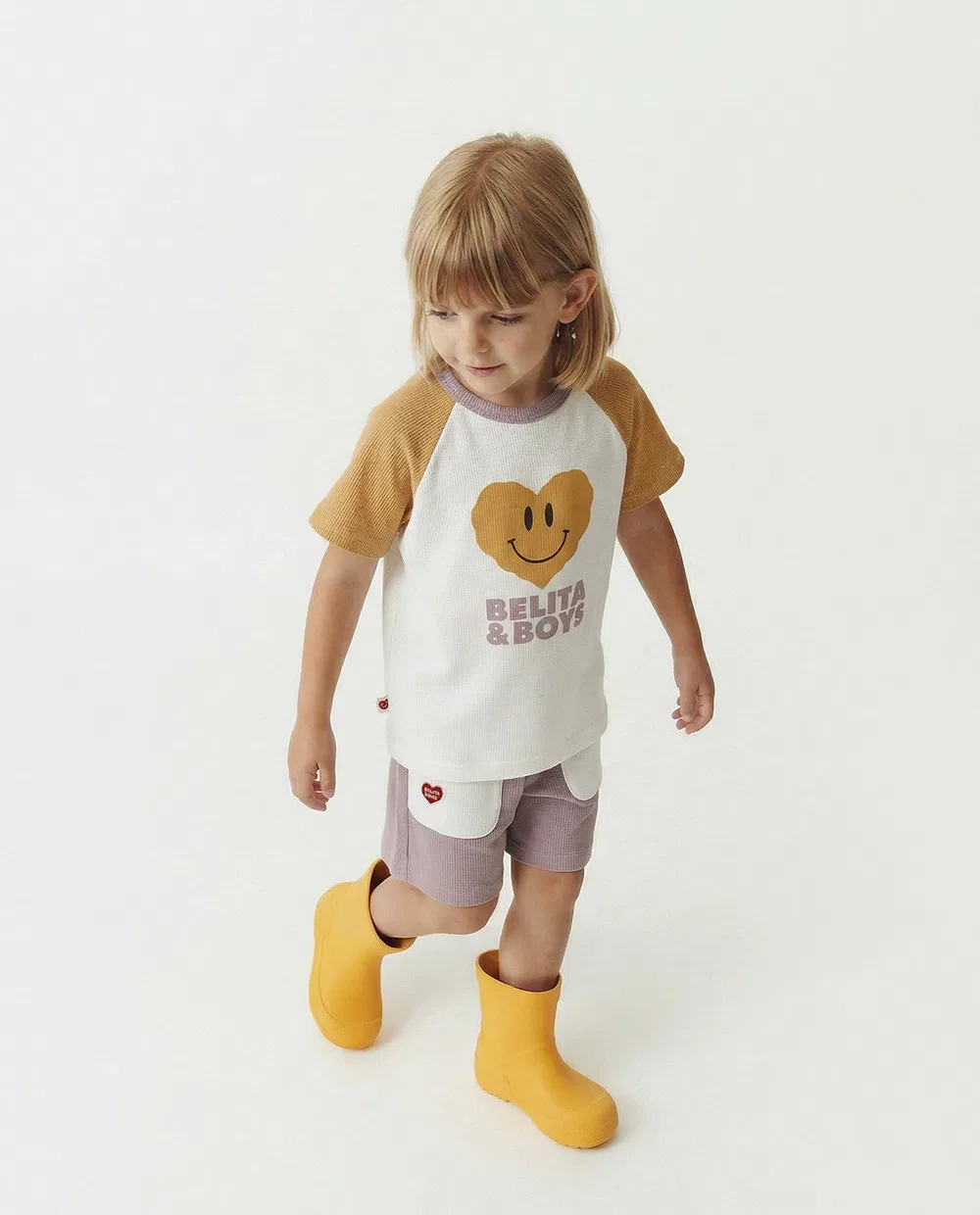 Детская вафельная футболка с коротким рукавом Smile Heart Color Block, кремовая, от Belita&Boys