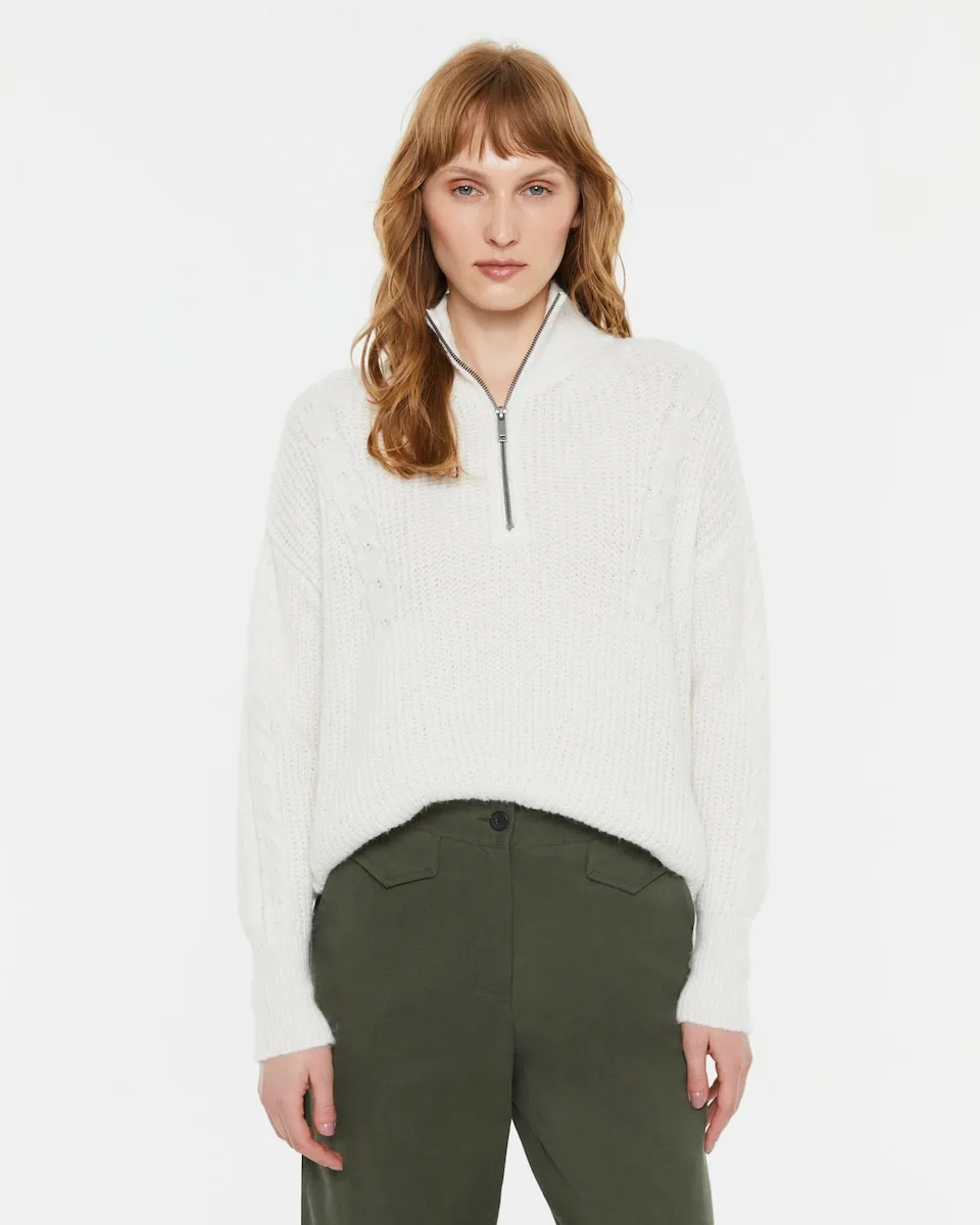

Женский свитер с косами на молнии Andam, белый