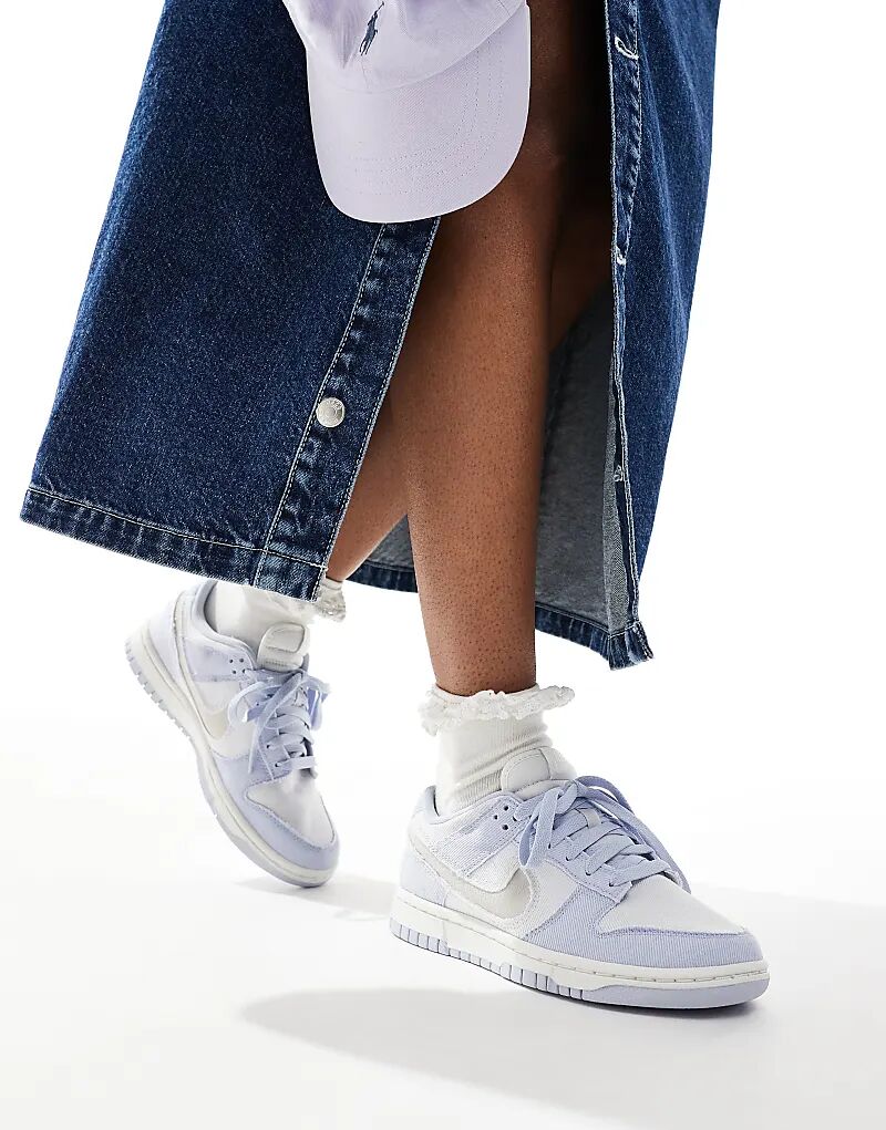 Кроссовки Nike Dunk Low SE Denim светло-синего цвета — фото 4