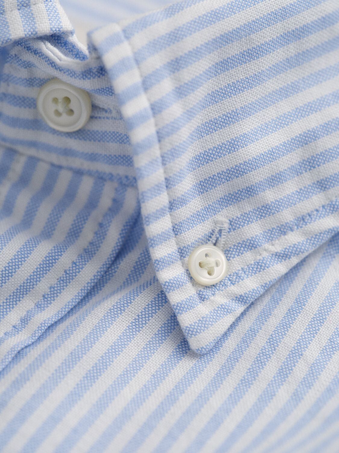 Рубашка GANT Regular Oxford Banker, светло-голубая — фото 3