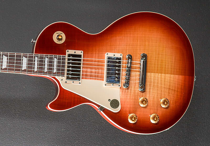 

Электрогитара Gibson USA Les Paul Standard 50’s Left Hand- Heritage Cherry Sunburst