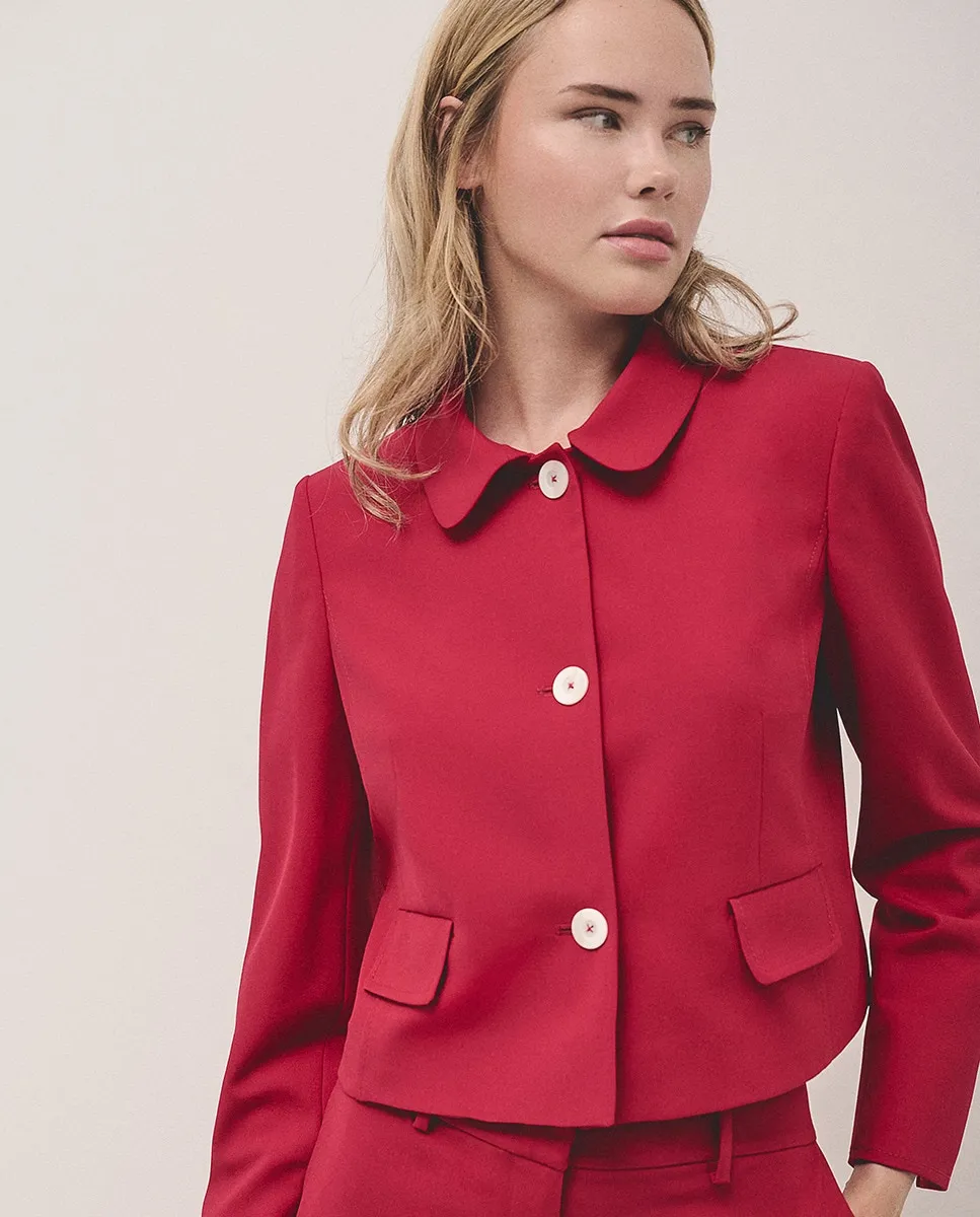 

Короткая женская куртка с карманами на поясе Roberto Verino, цвет Granate