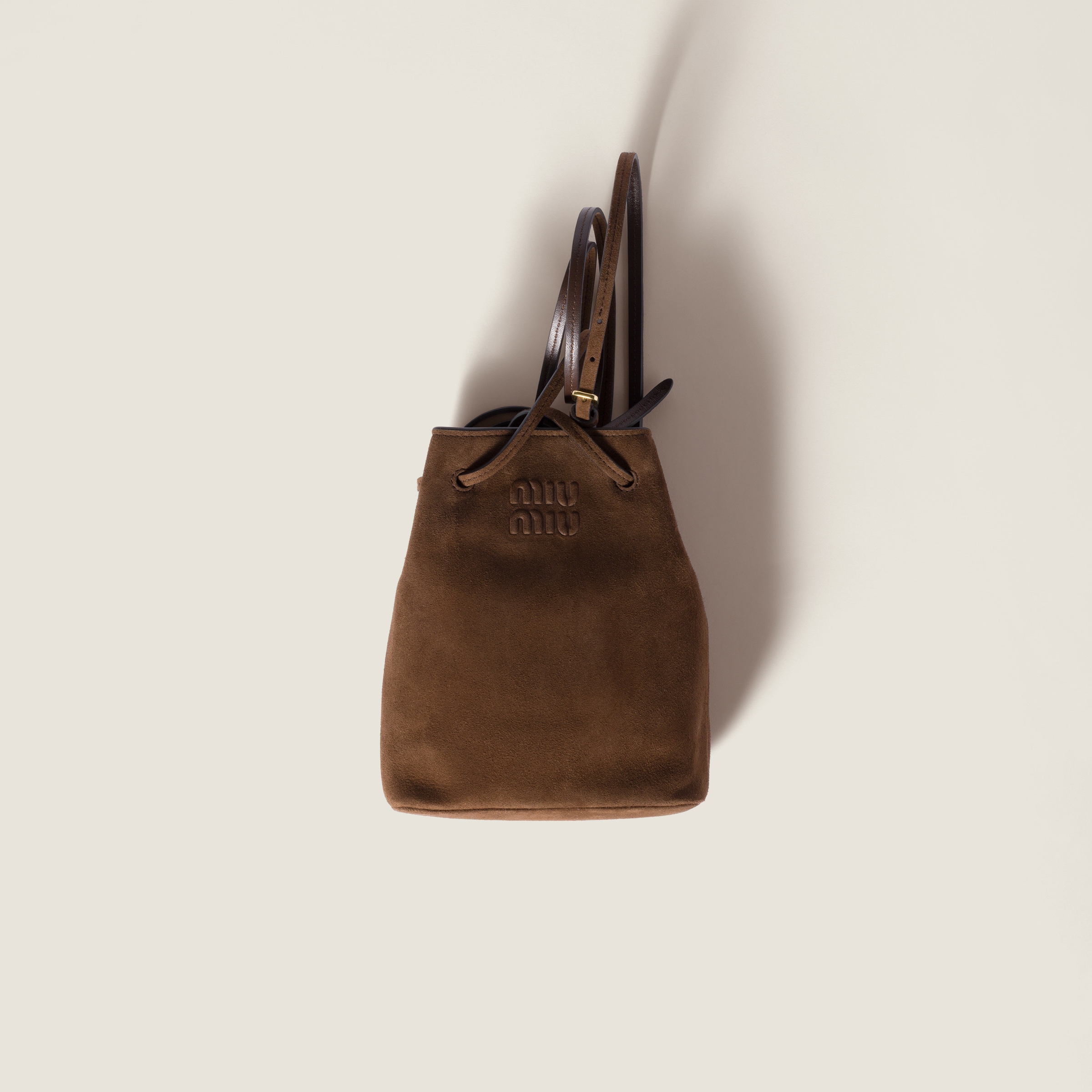 

Замшевая сумочка MIU MIU, коричневый