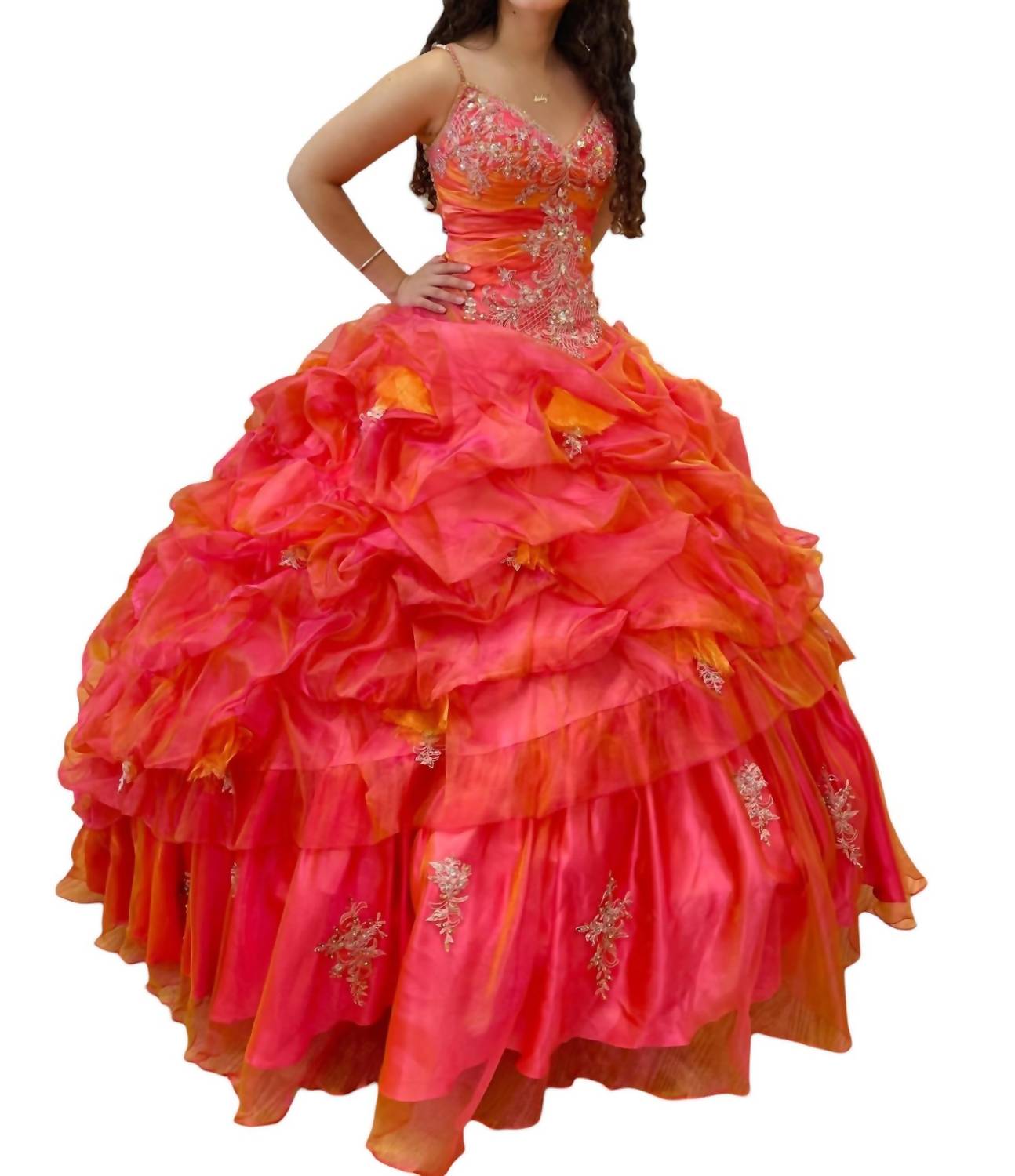 

Платье Quinceañera с V-образным вырезом в вишнево-золотом цвете House of Wu