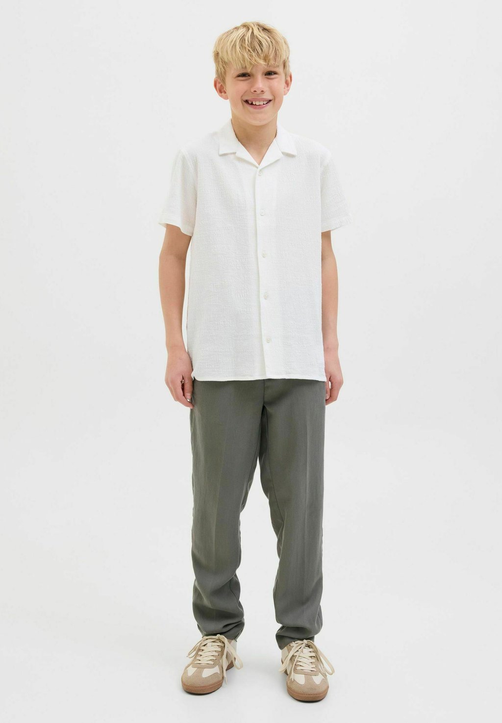 

Брюки LOOSE FIT LOOSE FIT Jack & Jones Junior, зеленый