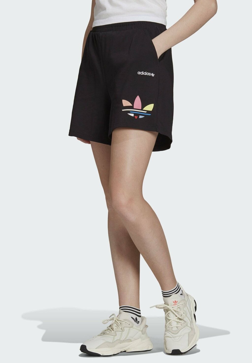 

Шорты adidas Originals, цвет black