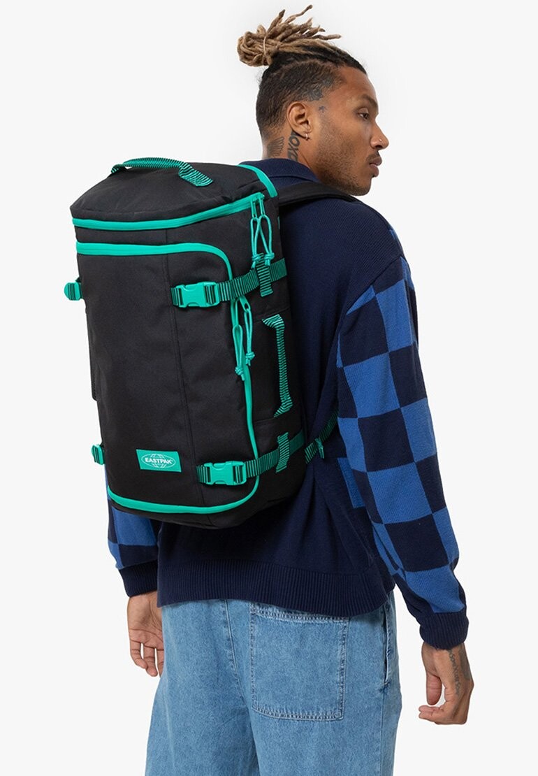 

Рюкзак CARRY PACK Eastpak, цвет kontrast stripe black