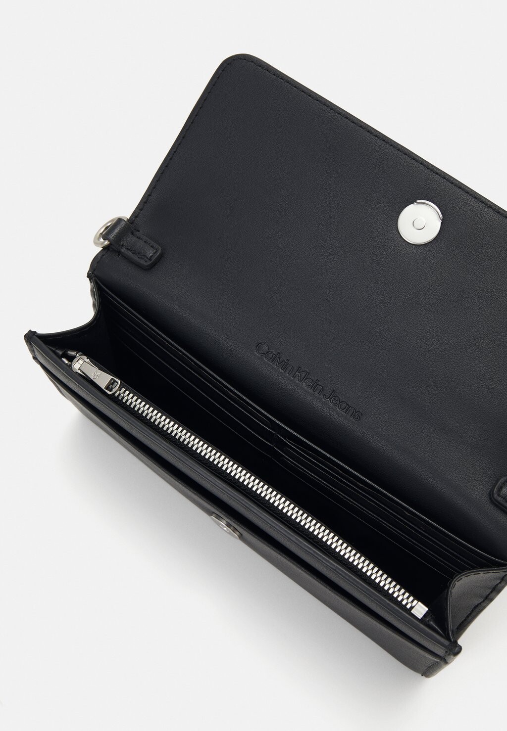 

Сумка через плечо Block Longfold Calvin Klein, черная
