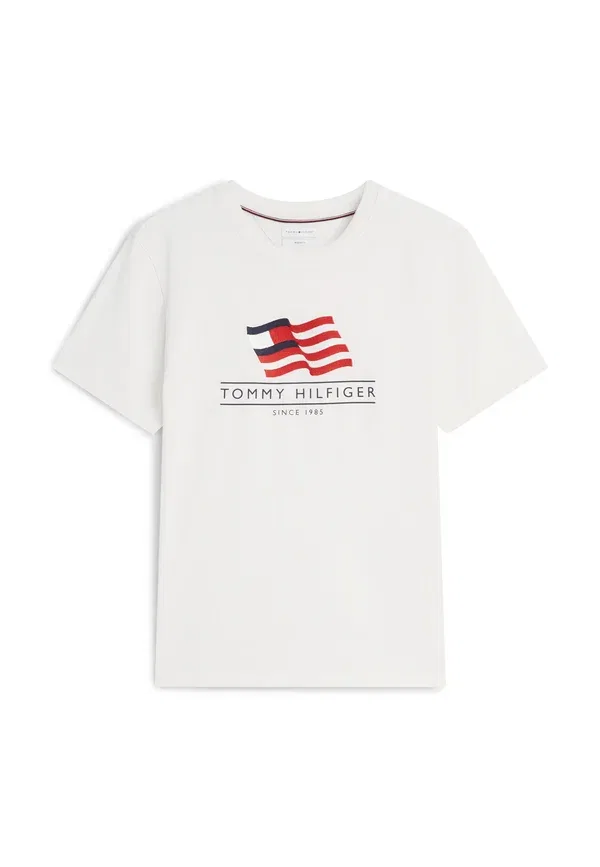 Футболка Tommy Hilfiger Main Flag Regular Tee Americana Capsule Print T-Shirt, слоновая кость — фото 4
