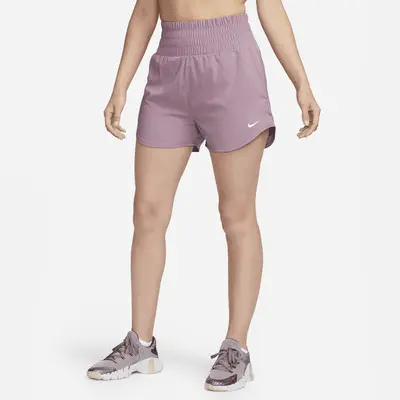 

Шорты Nike One, цвет Violet Dust