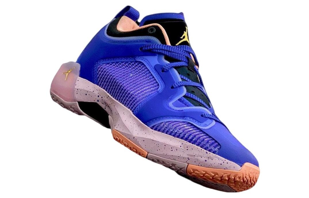 Jordan 37 размер. Jordan 37 low. Jordan 37 low. Jordan 37 low. Nike jordan 37 low.