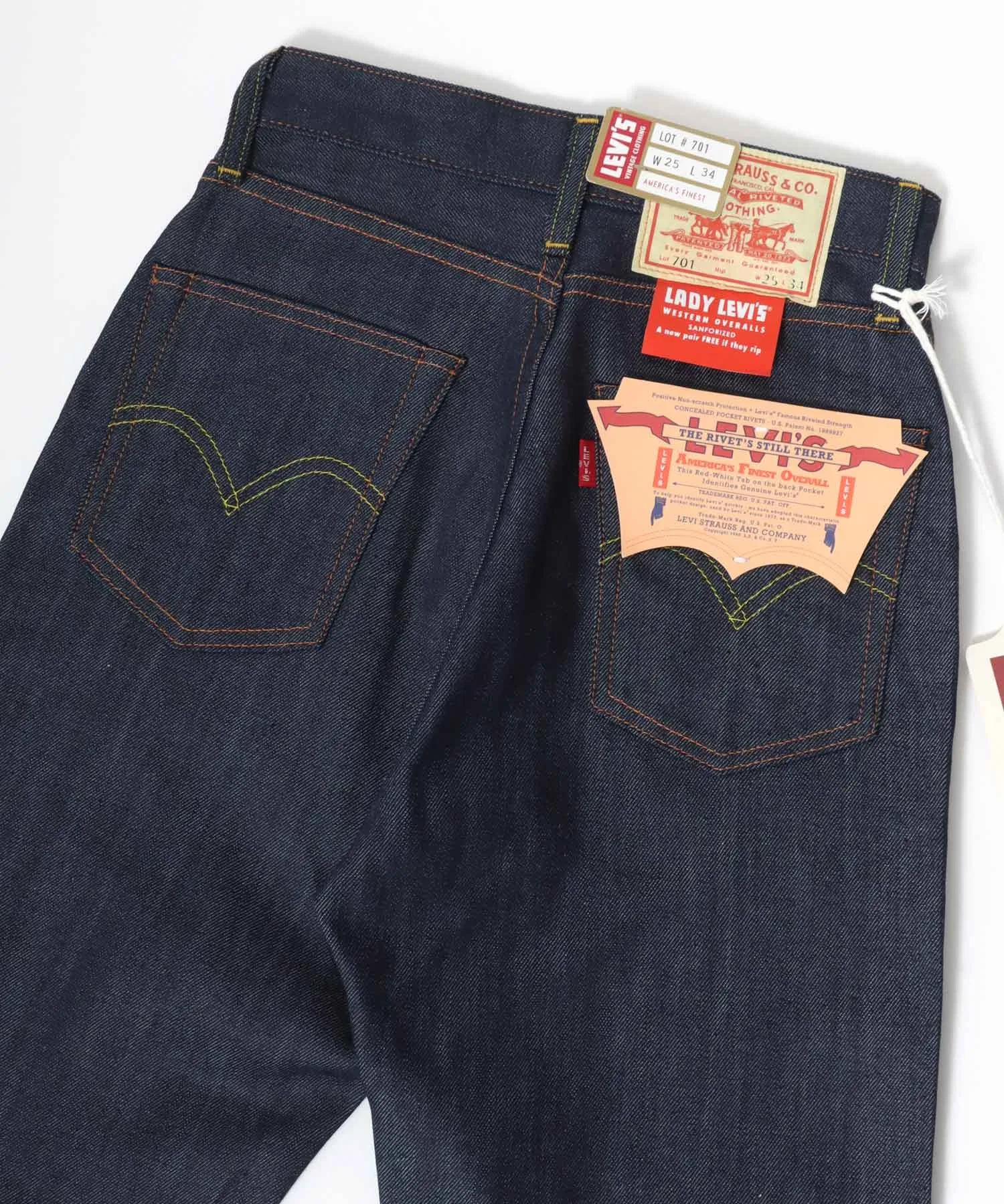 Винтажные джинсы Levi's 701 1950-х годов, из органического плотного денима (нестиранные).